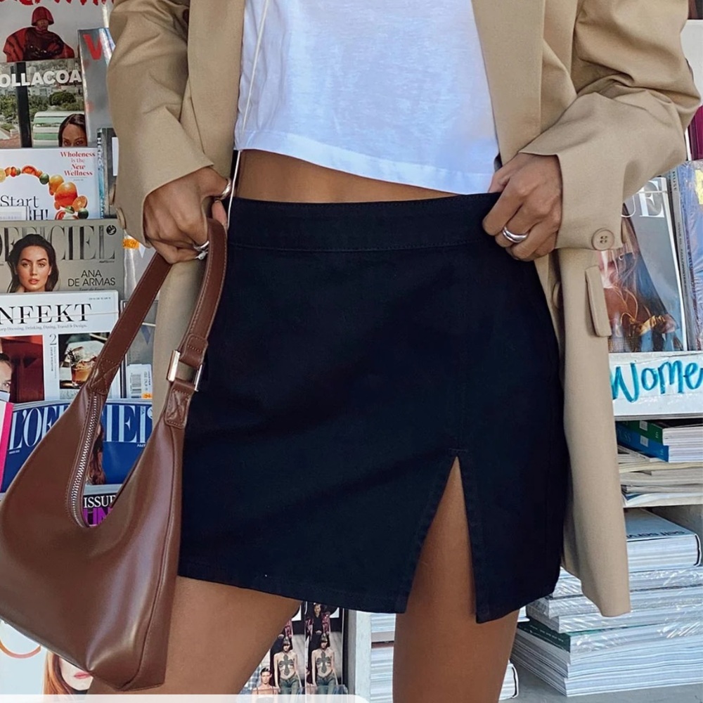 The Lola Mini Skirt- Black
